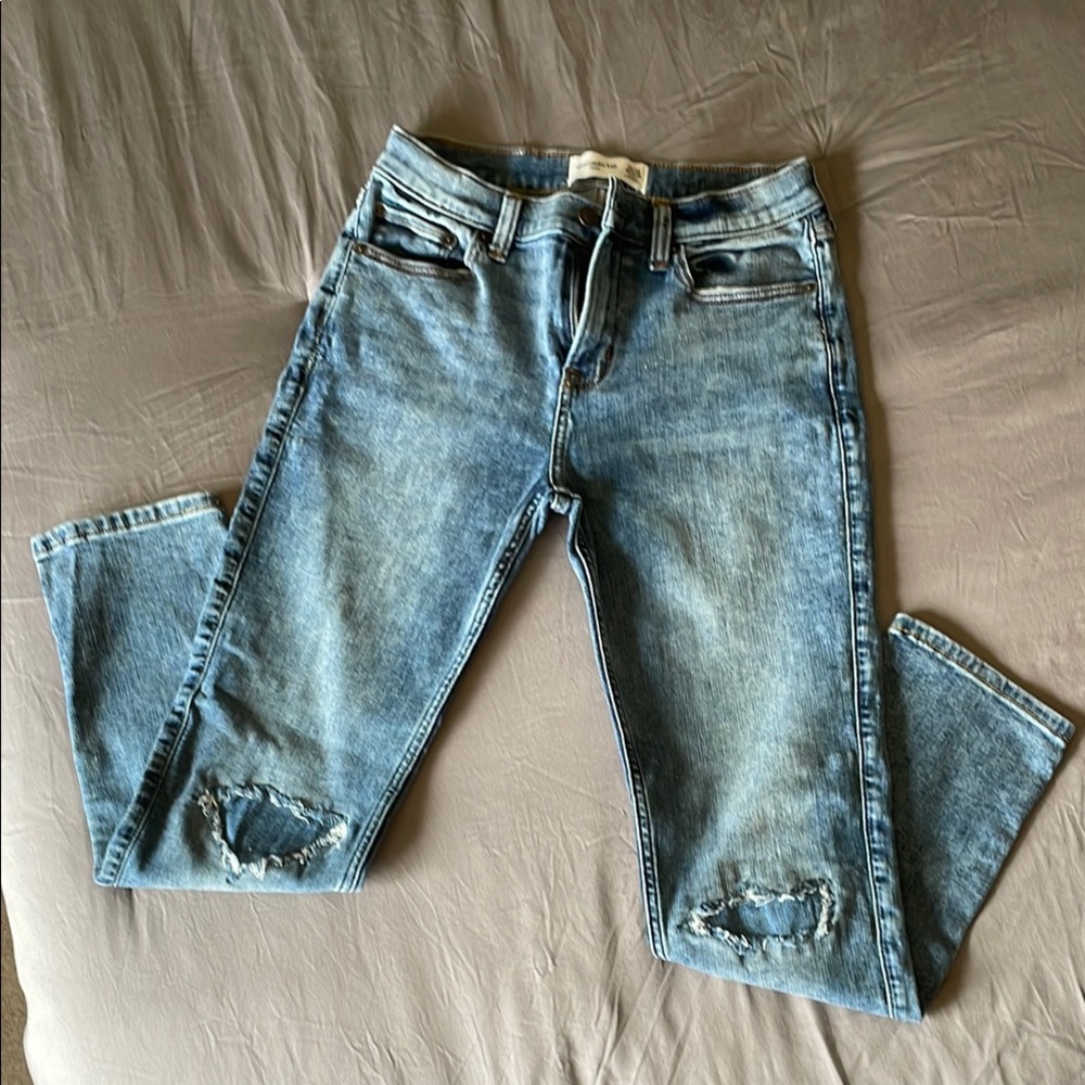 Abercrombie Kids Distressed Stretch Taper Jeans Boys 13/14